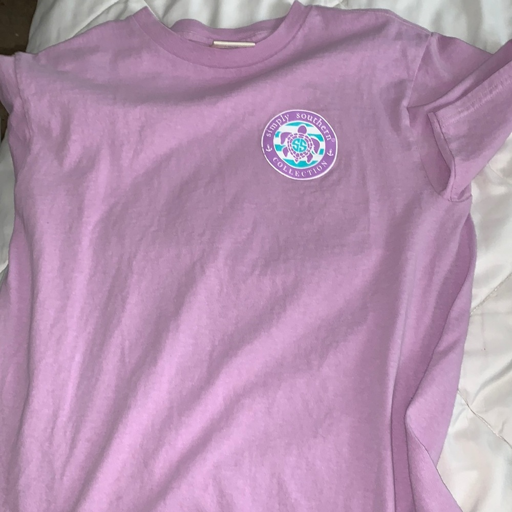 Super cute shirt worn a few timesPerfect condition